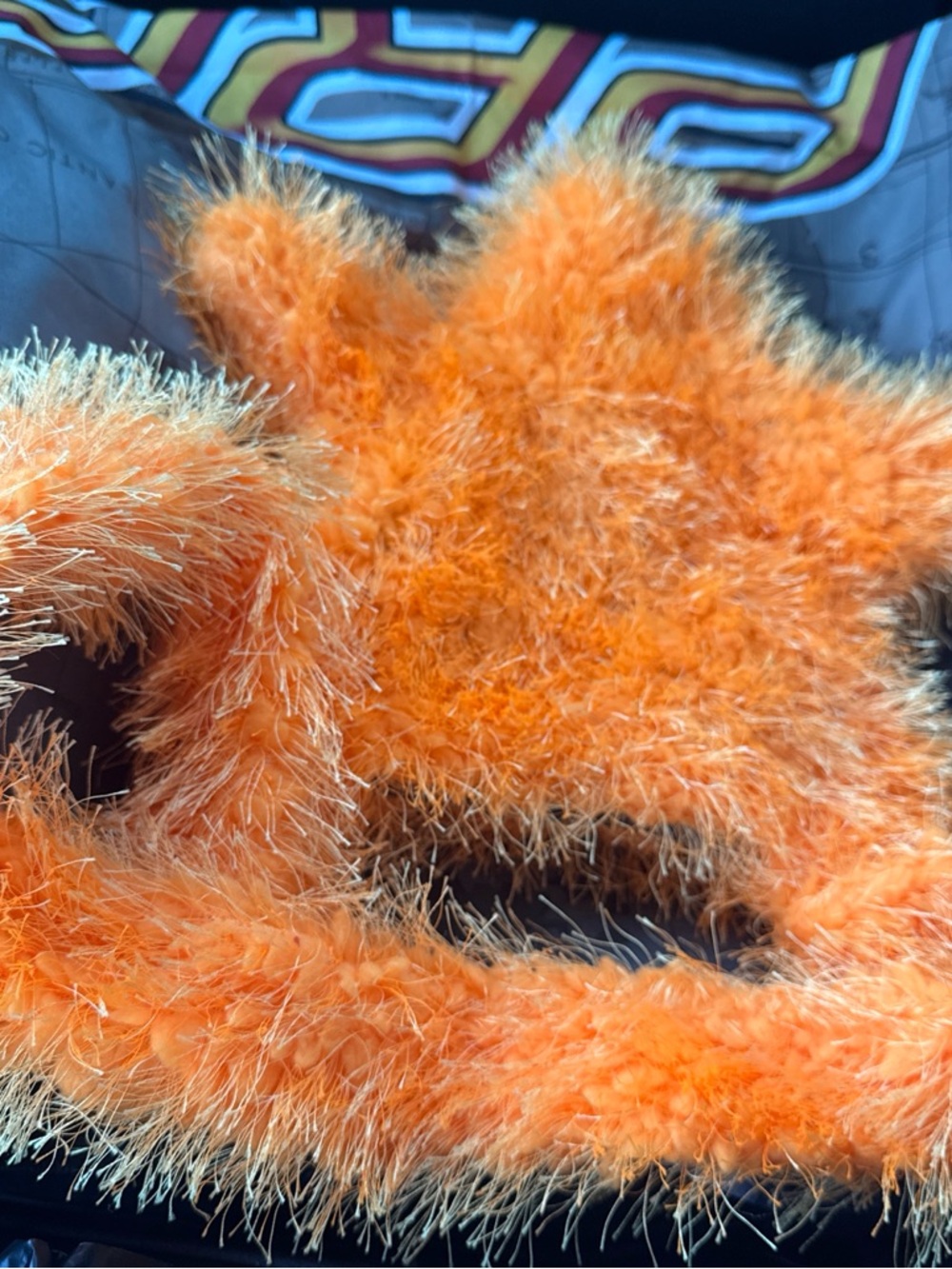 Fuzzy Star-Shaped Orange purse with crossbody drop15 inches - Picture 3 of 4
